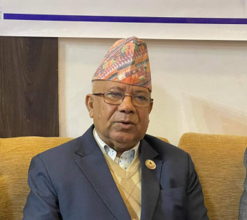 संसदमा मेरो उपस्थितिले केपी ओलीको सातो गएको छ, जाओस् : माधव नेपाल